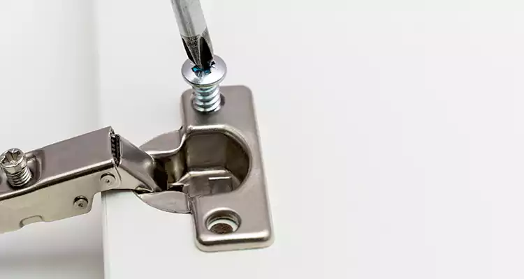 Screen Door Hinge Repair in Royal Palm Beach, FL