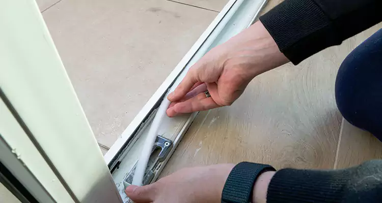 Garage Door Off Track Repair in Royal Palm Beach, FL