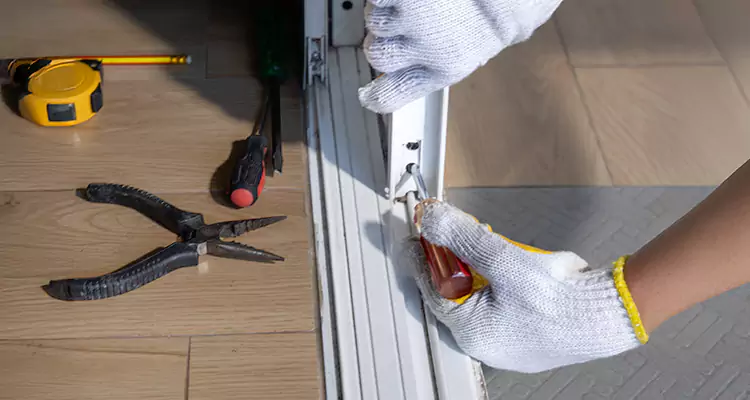 Screen Door Wheel Replacement in Royal Palm Beach, FL