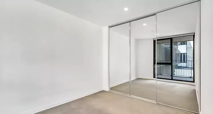 Why Homeowners Choose Us for Sliding Mirror Door Replacement in Royal Palm Beach, FL