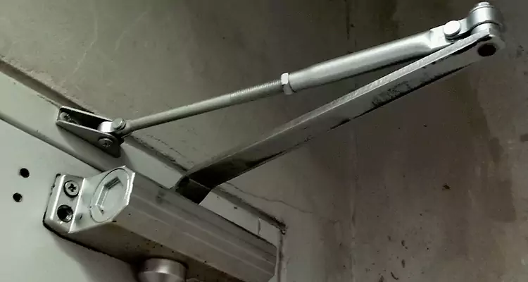 Door Closer Oil Leak Repair in Royal Palm Beach, FL