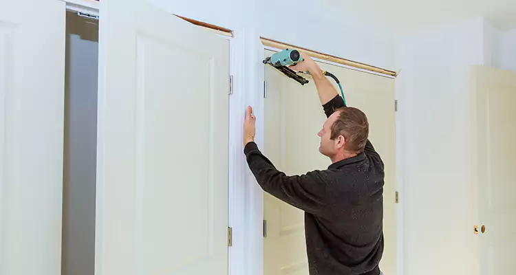 Top Rated Door Fixing ServiceFixing Garage Door Track in Royal Palm Beach, FL