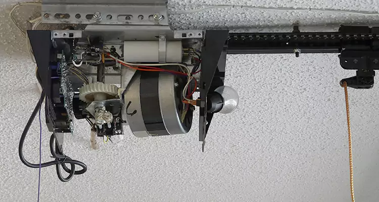 Garage Door Motor Replacement in Royal Palm Beach, FL