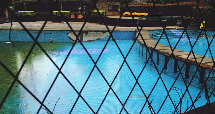 Lanai Screen Repair in Royal Palm Beach, FL